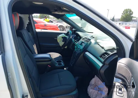 2016 Ford Police Interceptor из США, поврежденный, VIN 1FM5K8AR8GGA52758